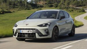 New-2024-Cupra-Leon-001_htrkig.jpg
