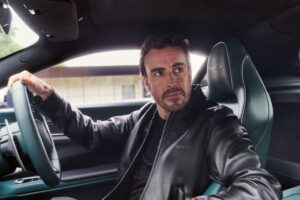 Pirmoji BOSS X Aston Martin kolekcija pristatoma kartu su Fernando