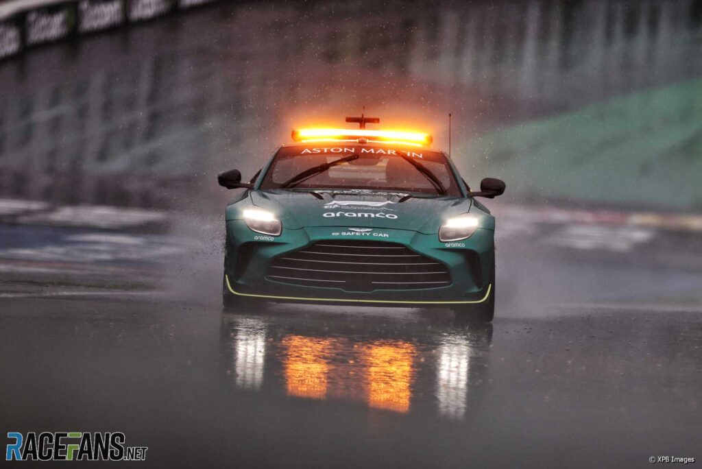 Brazilijos GP prasidės anksti po kvalifikacijos sekmadienio rytą · RaceFans