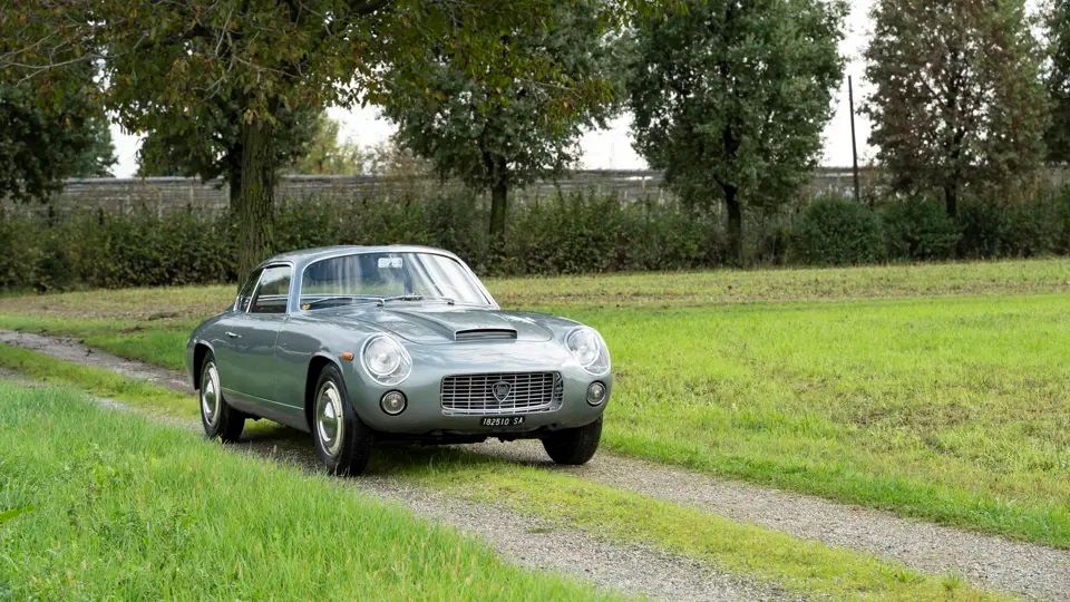 „RM Sotheby's“ palaikys 12 butą, pirmaujančią Dubajaus automobilių bendruomenę -