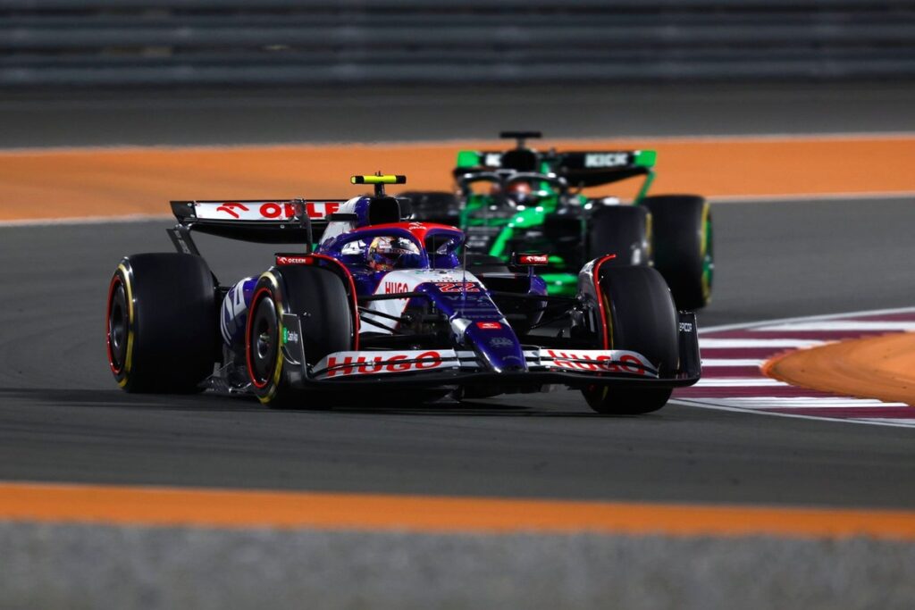 „Racing Bulls“ ir „Sauber“ rinkiniai Imola F1 bandymams
