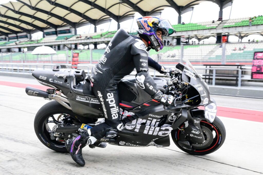 Aprilia neigia Michelino paaiškinimą dėl Martino „MotoGP“ katastrofos