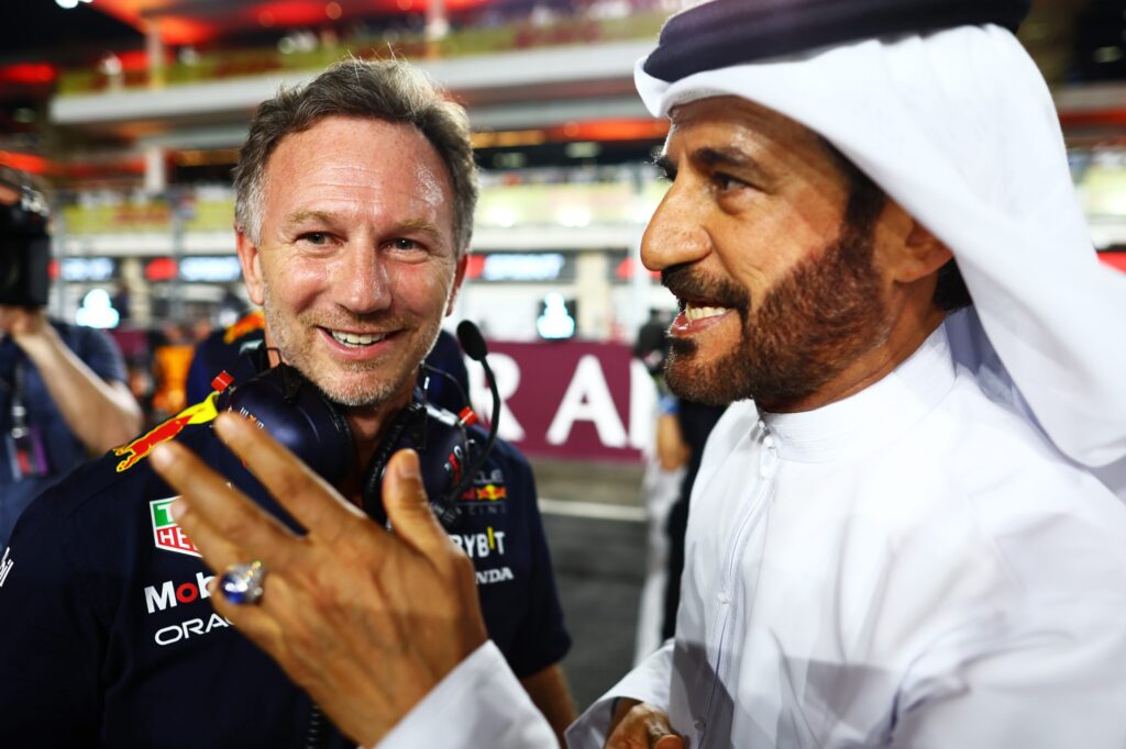FIA, svarstant „uždaryti“ komandos radiją F1 transliacijose