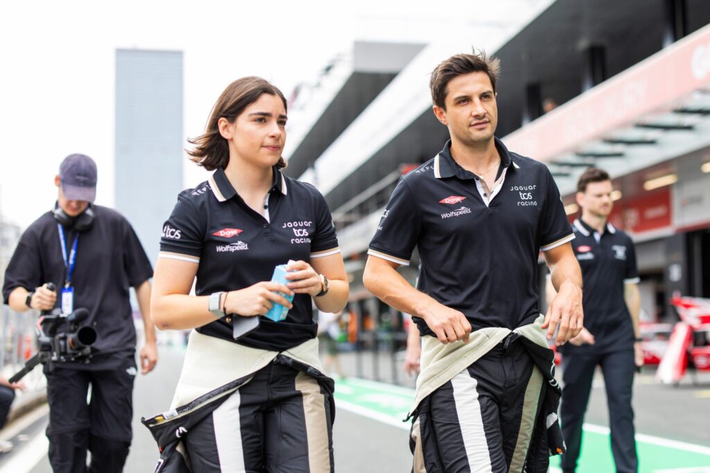 „Jaguar TCS Racing“ pergalės medžioklė Jeddah