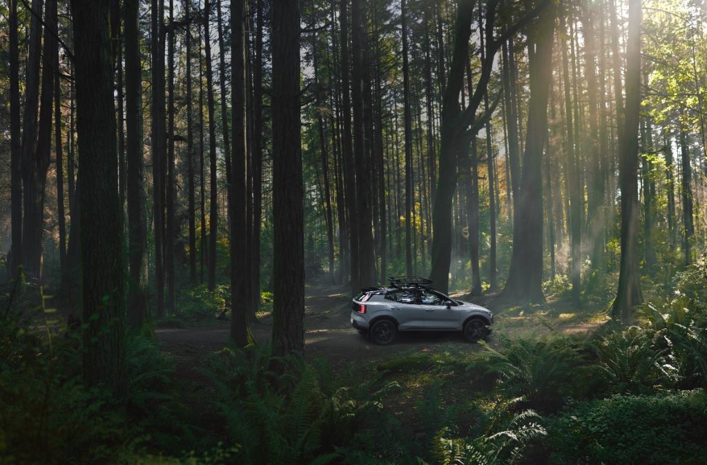„Volvo Cars“ ataskaitos Q2 2025 veiklos pelnas tarp pramonės