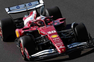 „Camara“ debiutuoja „Ferrari“ F1 testuose, „Alpine“ pasamdo Somervilį ir dar